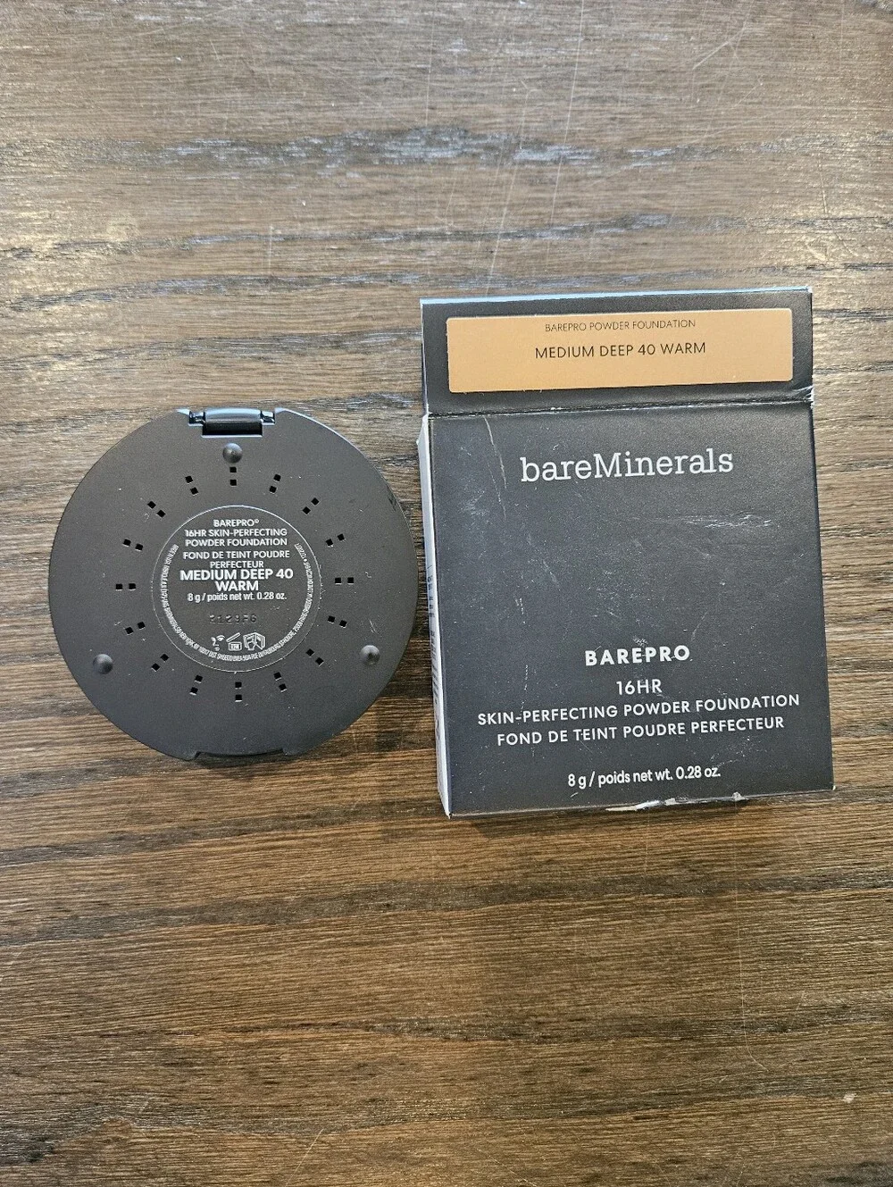 bareMinerals BAREPRO Powder Foundation - Medium Deep 40 Warm Tan